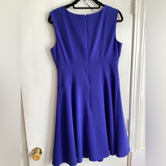 Marc New York by Andrew Marc royal blue Dress. Size 10 - Picture 2 of 8